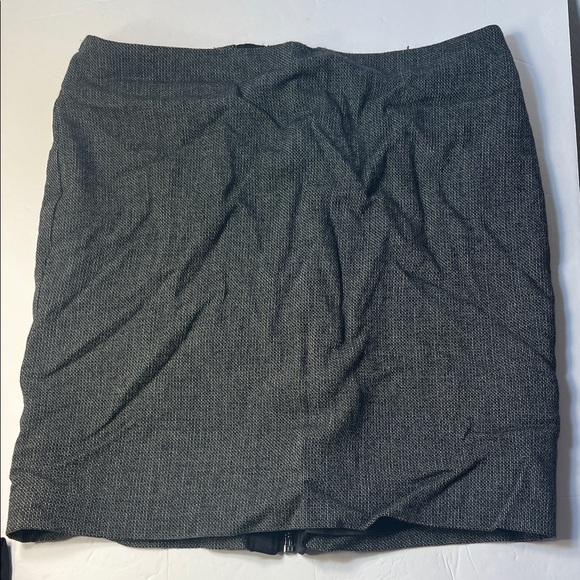 bebe Dresses & Skirts - Classic Gray Tweed Pencil Skirt - Women's